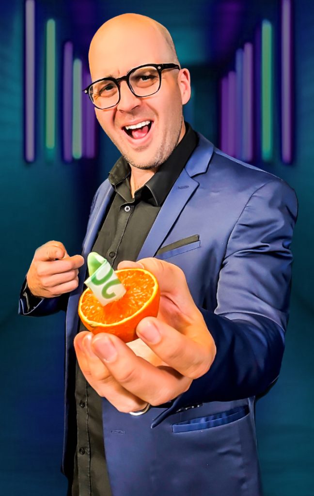 Vancouver Magician, Michael Bourada